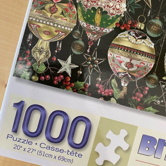 CHRISTMAS ORNAMENT PUZZLE - Picture 2 of 3